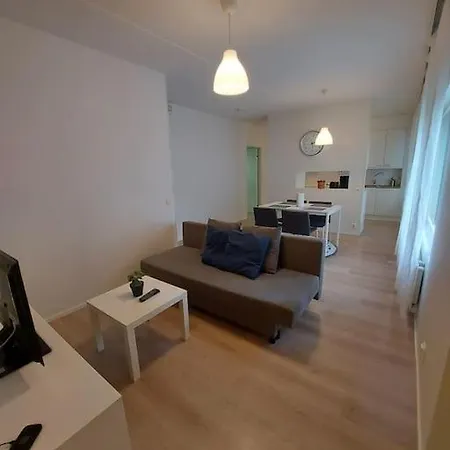 Kotimaailma - Tilava 2mh Asunto Saunalla Herttoniemen Merellisessae Ympaeristoessae * Helsinki