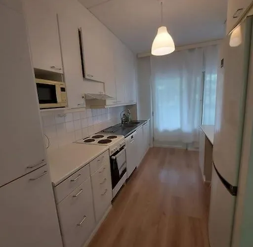 Kotimaailma - Tilava 2mh Asunto Saunalla Herttoniemen Merellisessae Ympaeristoessae Helsingfors